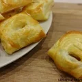 Francuskie ciastka z jabłkami i twarożkiem