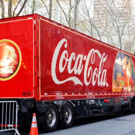 Kultowa ciężarówka Coca-Coli: Czy odwiedzi Twoje miasto?