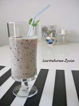 Koktajl borówkowo-bananowy