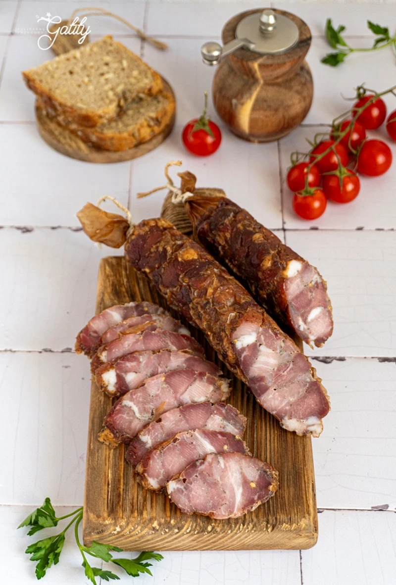 Kiełbasa z piekarnika podsuszana