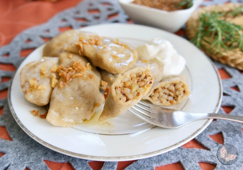 Pierogi pełnoziarniste z kaszą gryczaną
