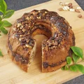 Babka z kruszonką orzechową