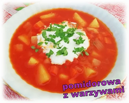 Zupa pomidorowa z warzywami