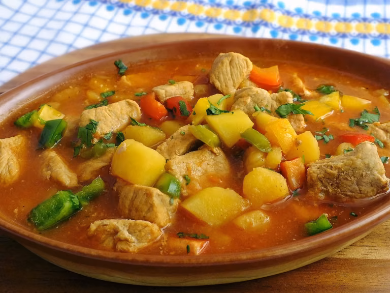 Zupa gulaszowa
