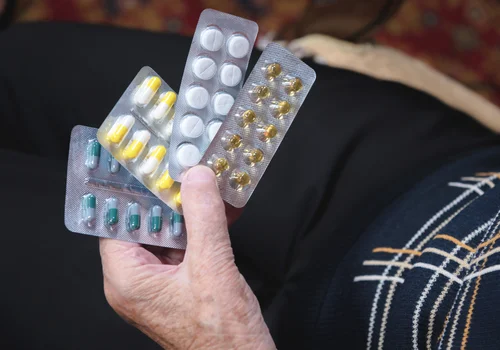 Od października 2025 tańsze leki! Nowa lista refundacyjna będzie rekordowo długa i rozbudowana