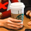 Starbucks rezygnuje z papierowych kubków! Co je zastąpi?