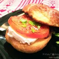 Francuski wege burger śniadaniowy