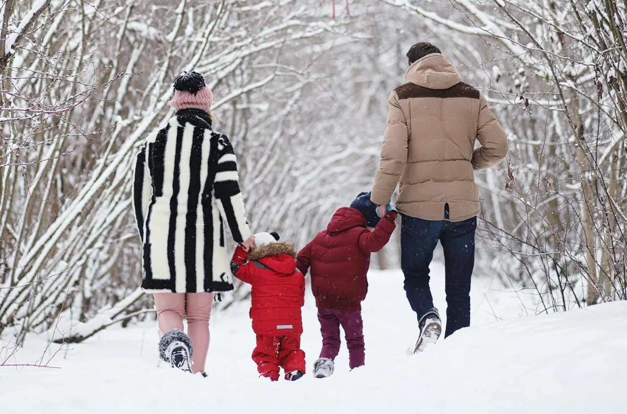 Można zaoszczędzić nawet 4 tysiące złotych! Zaznacz TE pola w PIT i skorzystaj z ulgi na dziecko 2026