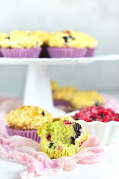 Owocowe muffinki na jogurcie