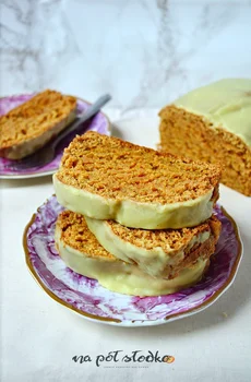 Wegańskie ciasto z mango bez cukru (erytrol)