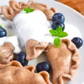Pełnoziarniste pierogi z borówkami FIT
