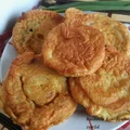 Pieczarki w cieście naleśnikowym. Kotlety z kapeluszy pieczarek.
