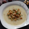 Kremowa zupa czosnkowa