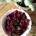 Buraki z sosem tahini