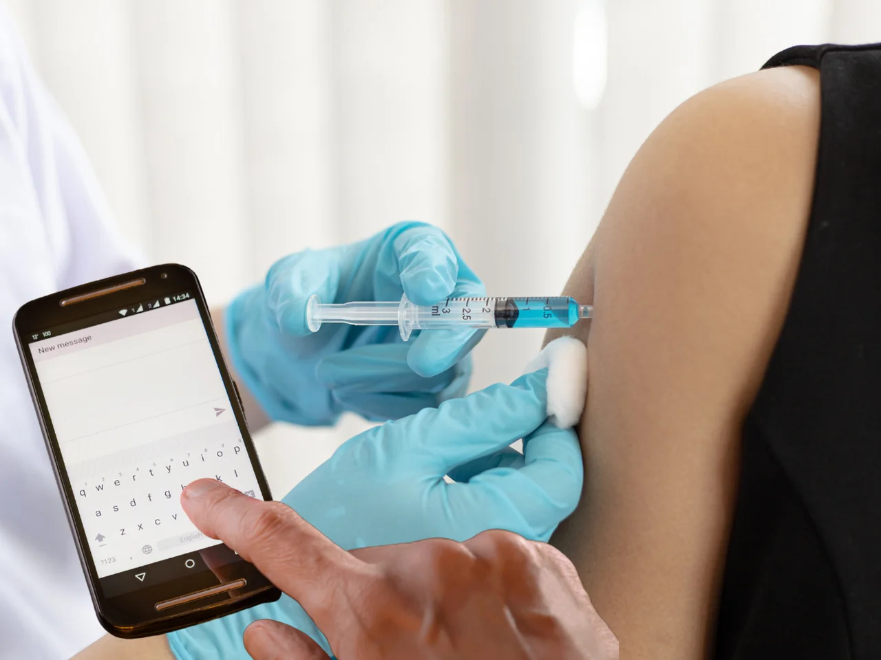 Jesteś niezaszczepiony? Spodziewaj się SMS od Ministerstwa Zdrowia