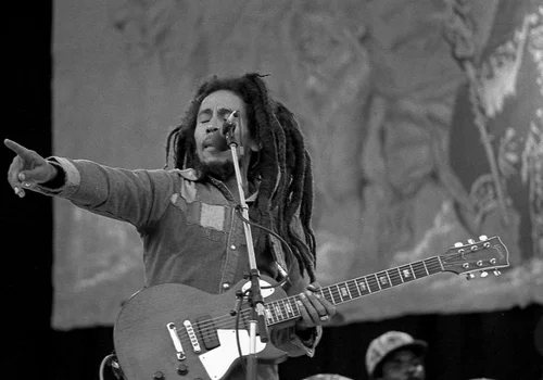 Dzień Boba Marleya: Jak Muzyka Reggae Zmieniła Świat