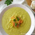 Zupa krem porowo-ziemniaczana z wędzonym łososiem