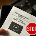 Rząd chce walczyć z fałszywymi certyfikatami szczepień. Czy ma do tego odpowiednie narzędzie?