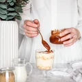 Deser z macarpone, białą czekoladą i solonym karmelem