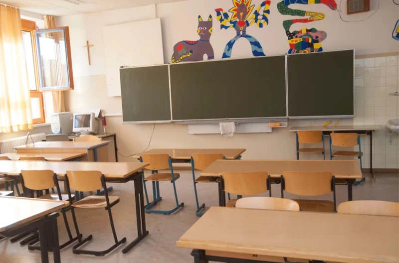 Kalendarz szkolny pełen niespodzianek! Odkryj, jakie wolne dni czekają na uczniów!