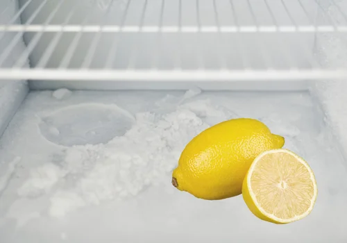 Dlaczego warto zamrażać cytryny? Ten sposób uratuje Twoje dania i zdrowie