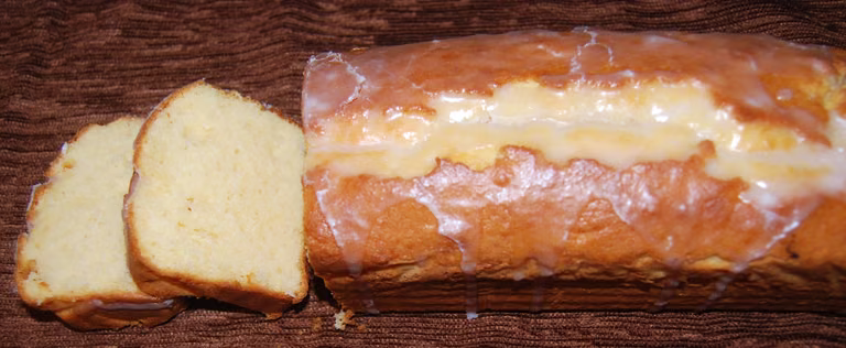 Babka z kremowym serkiem