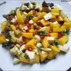 Sałatka z mango, awokado i mozzarellą