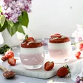 Deser jogurtowy truskawkowo-rabarbarowy