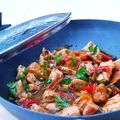 Kurczak w sosie teriyaki z makaronem