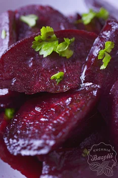 Buraczki z octem balsamicznym i miodem