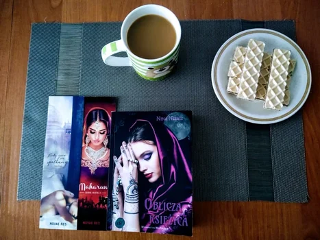 Recenzja – „Oblicza księżyca” Nina Nirali