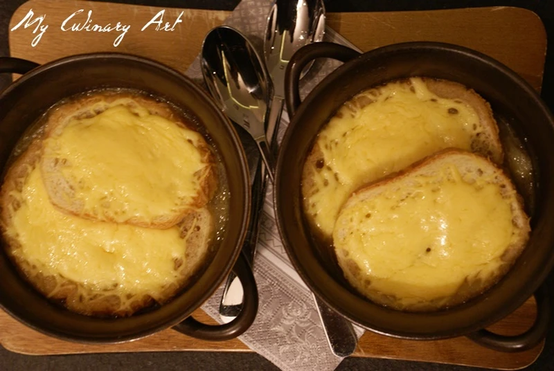 Zupa cebulowa 