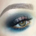 Mocny make up