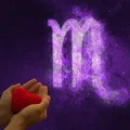 Związek pełen namiętności i pasji! 6 powodów, dla których warto być ze zodiakalnym skorpionem!