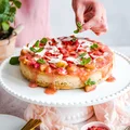 Kokosowy tofurnik z rabarbarem