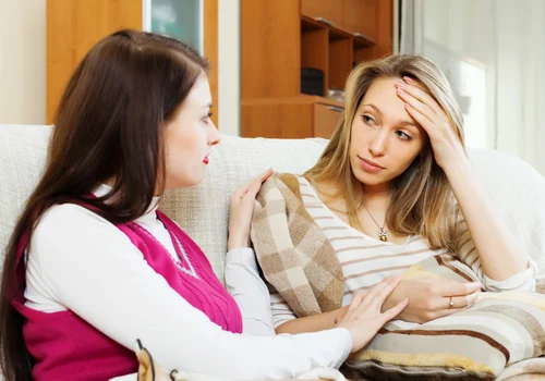 Czy jestem złą matką, bo chcę pojechać na wakacje sama? Teściowa nie może tego zaakceptować – Justyna [LIST]