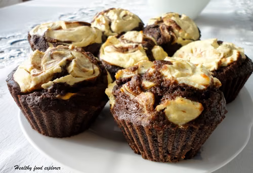 Fit muffinki czekoladowe z waniliowym twarożkiem