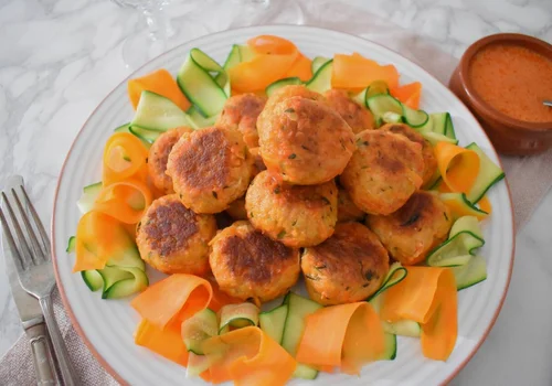 Drobiowe pulpeciki z warzywami