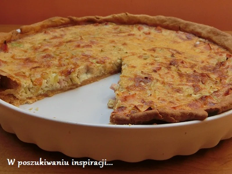 Quiche z porem i szynką