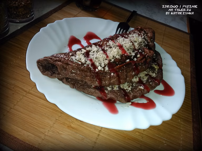 OMLET KAKAOWY Z ORZECHAMI