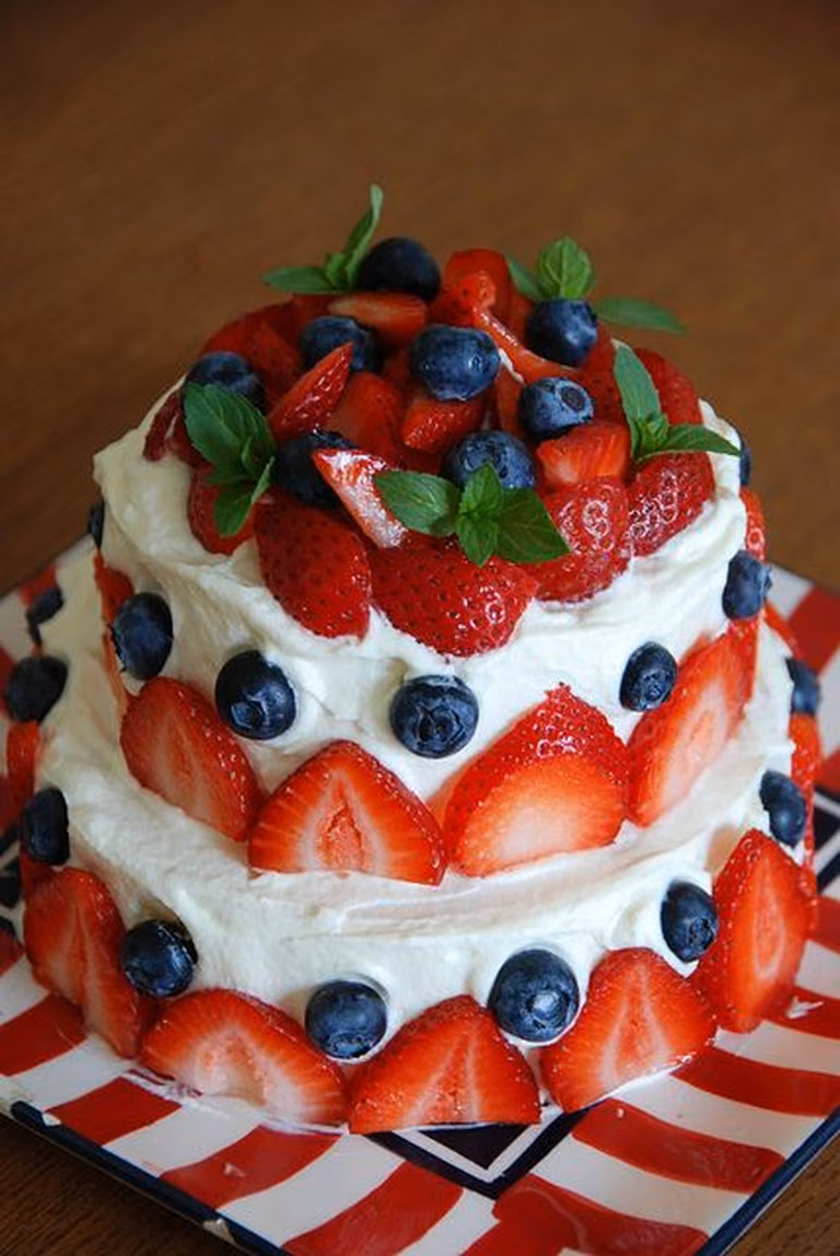 Tort z owocami