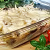 Zapiekanka makaronowa z szynką i pieczarkami