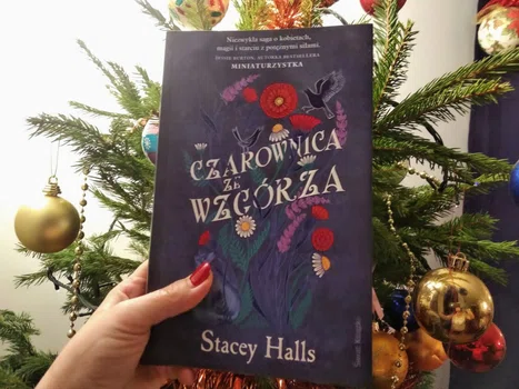 Czarownica ze wzgórza - Stacey Halls - recenzja