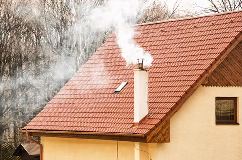 Polacy palą w piecach zbożem zamiast pelletu! Czy to kosztowna pułapka?