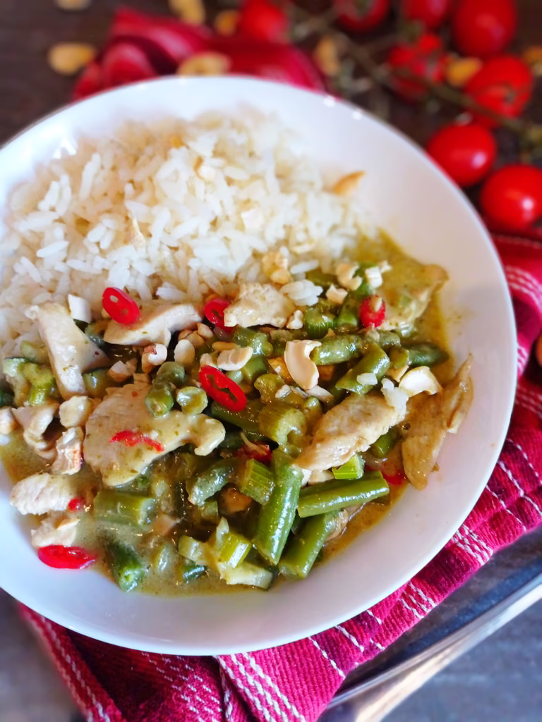 Zielone curry z kurczakiem