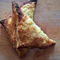Ciastka francuskie z wiśniami