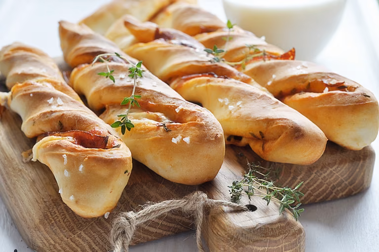 Paluchy drożdżowe a'la pizza