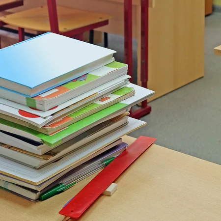 Ogłoszono nowe kwoty dotacji na podręczniki w 2026 roku! Ten projekt ucieszy szczególnie uczniów tych klas