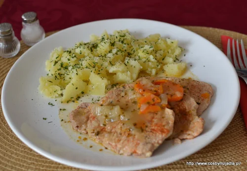 Schab w sosie własnym