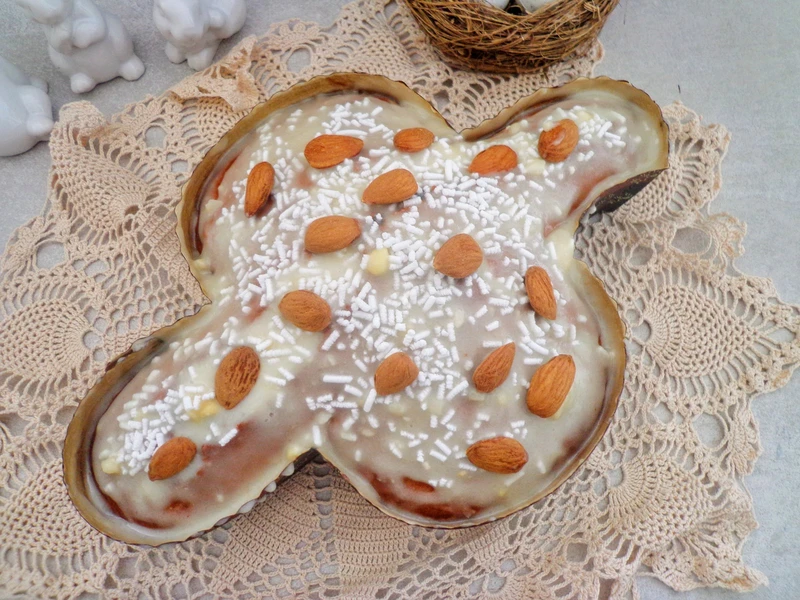 Wielkanocna colomba bez wyrastania